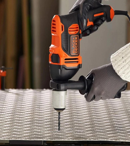 BLACK&DECKER Bušilica udarna 850W + SET ACC 32/1 BEH850KA32-QS