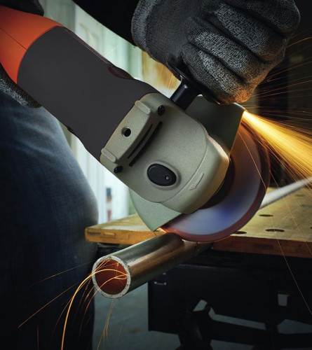 BLACK&DECKER Brusilica kutna 1200W SAG KG1202KD-QS